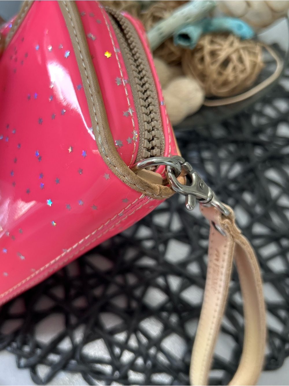 ✨ Consuela Shine Pink with Glitter Stars Wristlet Wallet - Picture 12 of 13